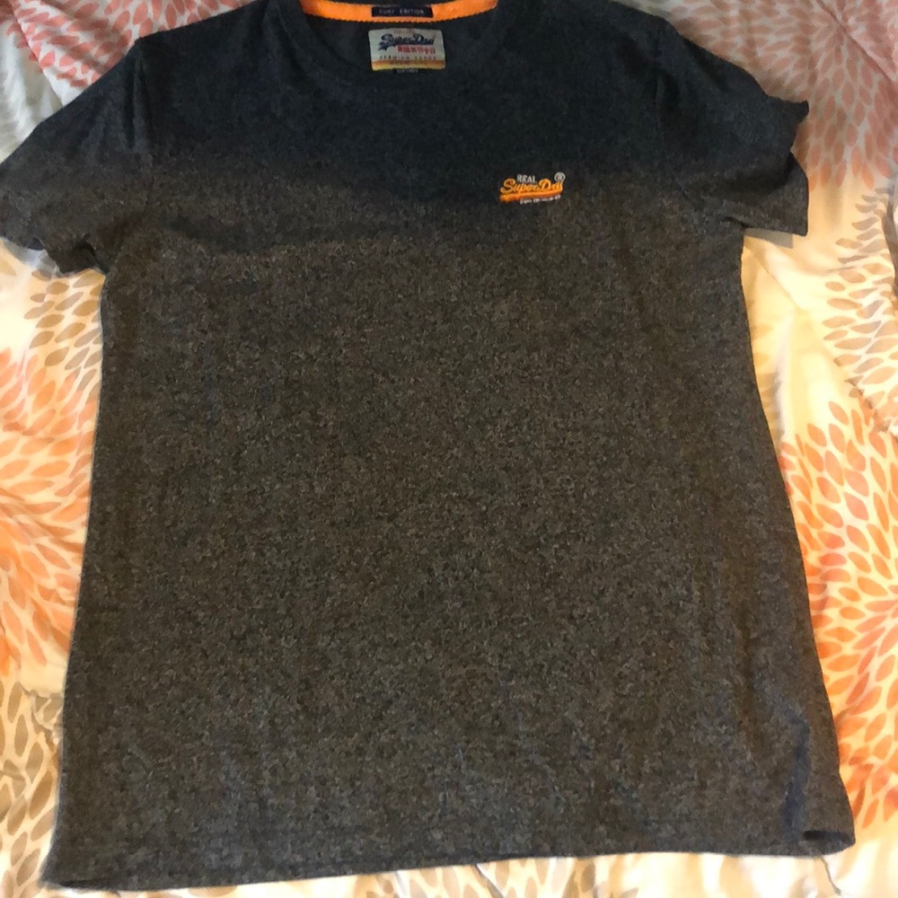 Mens Large superdry t shirt
